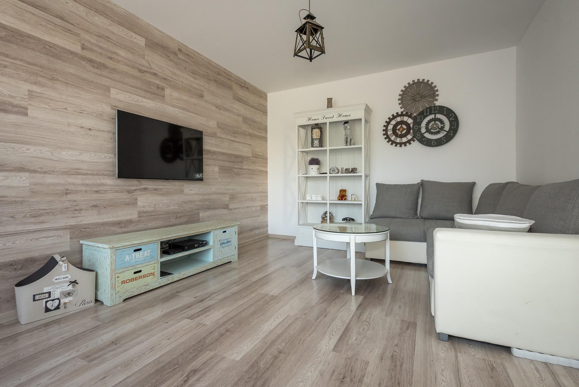 3 izbový byt (66m2) s balkónom a výhľadom do parku, Košice - Terasa