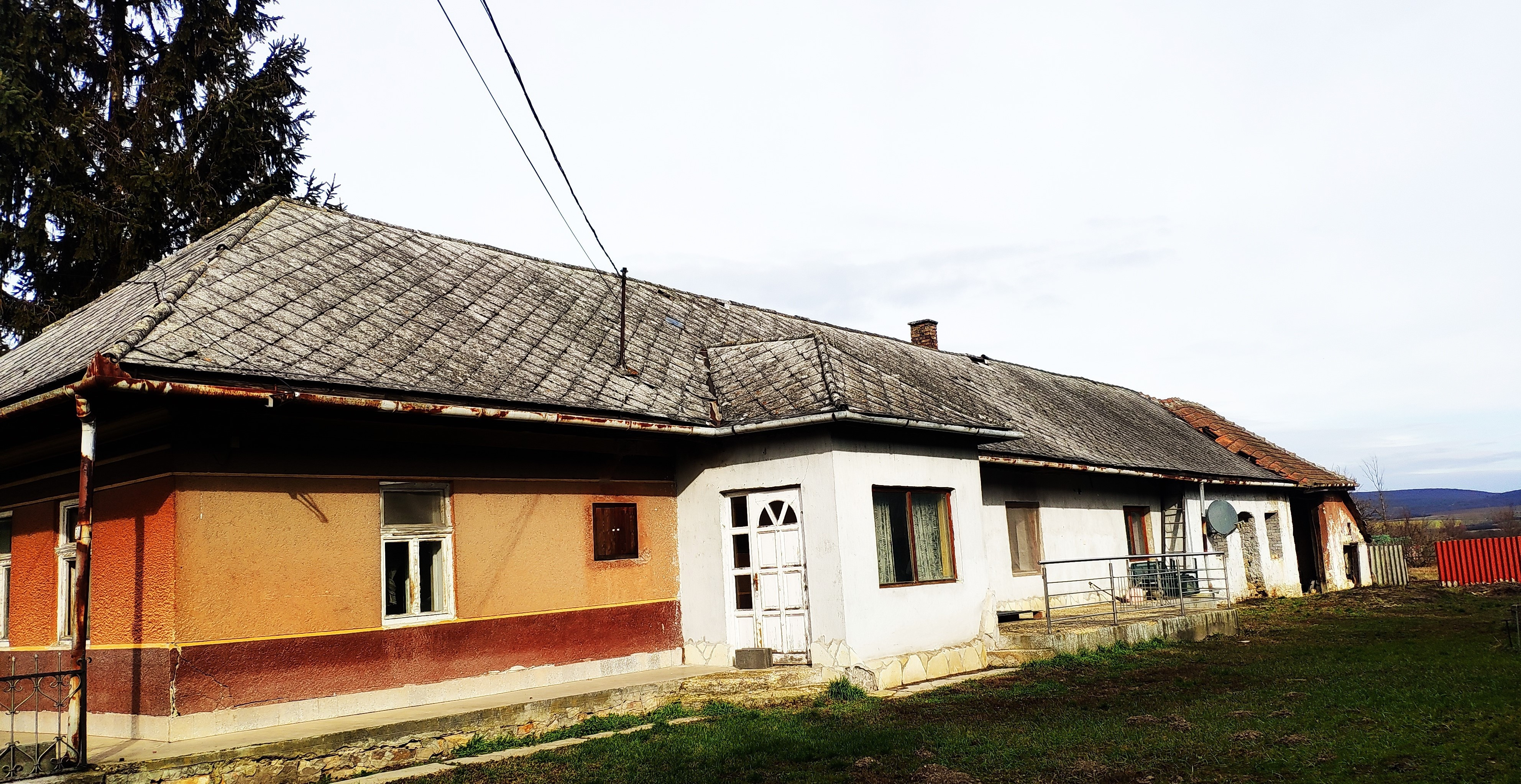 Maďarsko - rodinný dom v obeci Alsóregmec