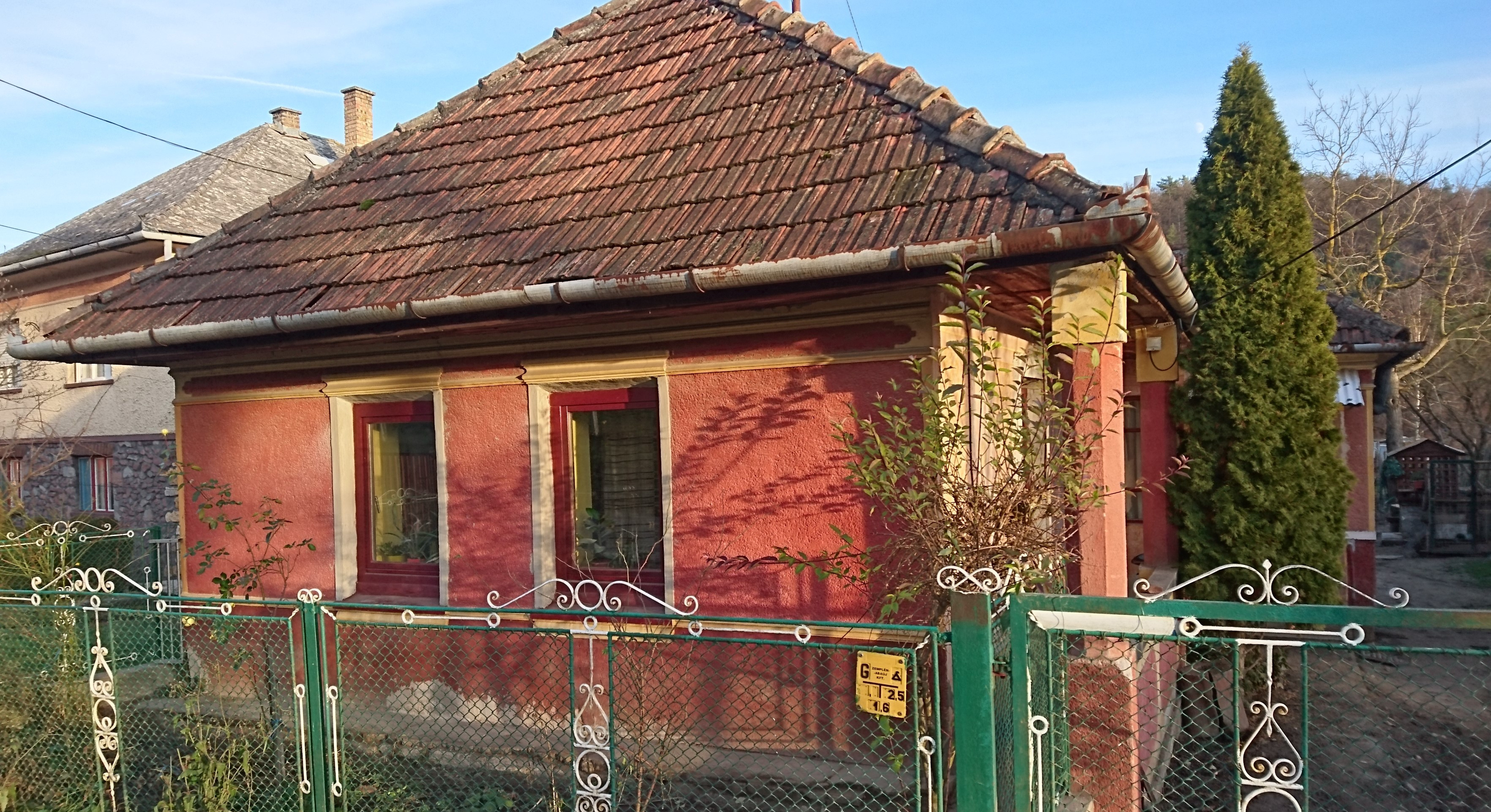 Maďarsko - rodinný dom v obci Füzérkomlós
