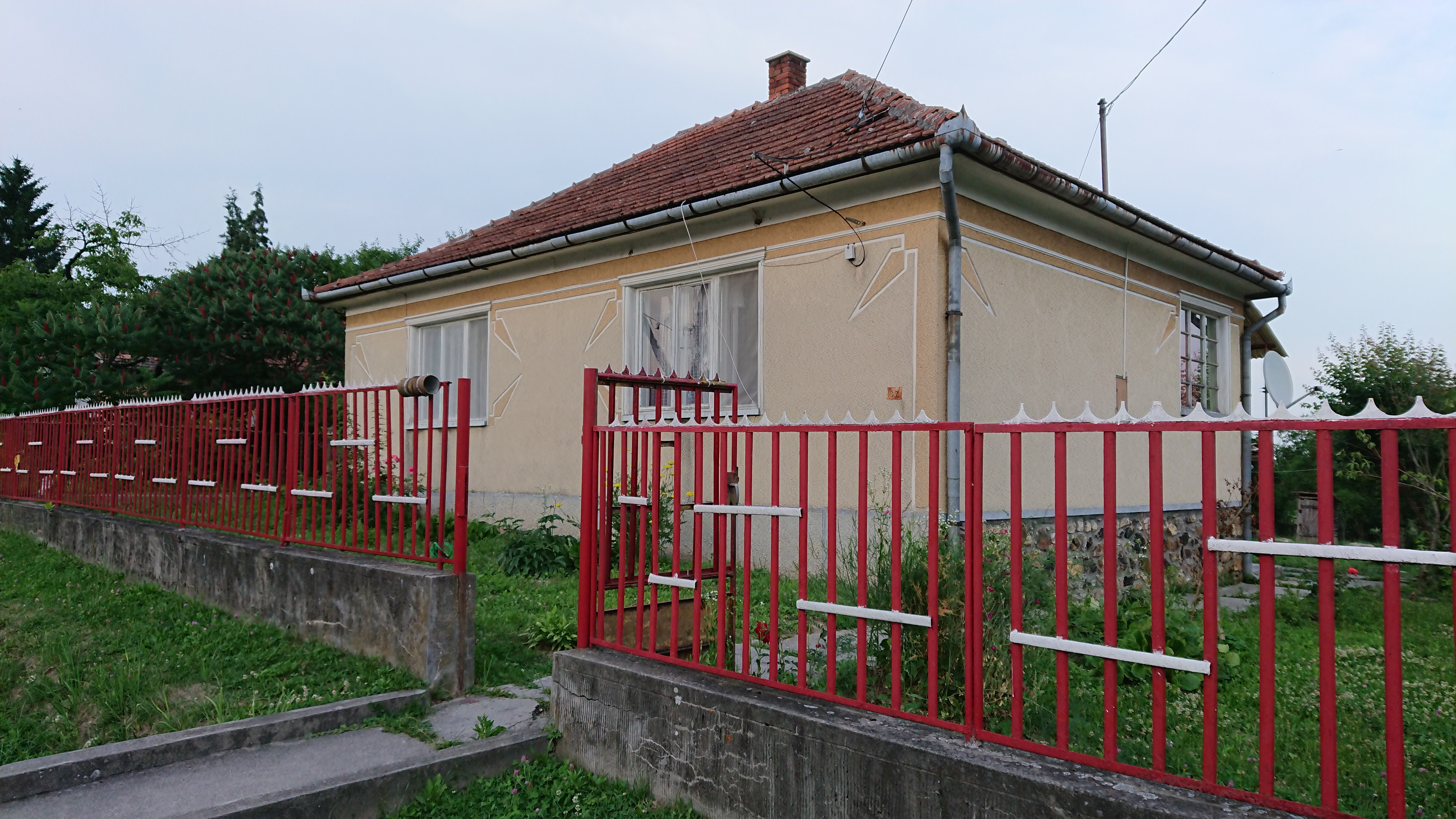 Maďarsko - rodinný dom v obci Nyíri
