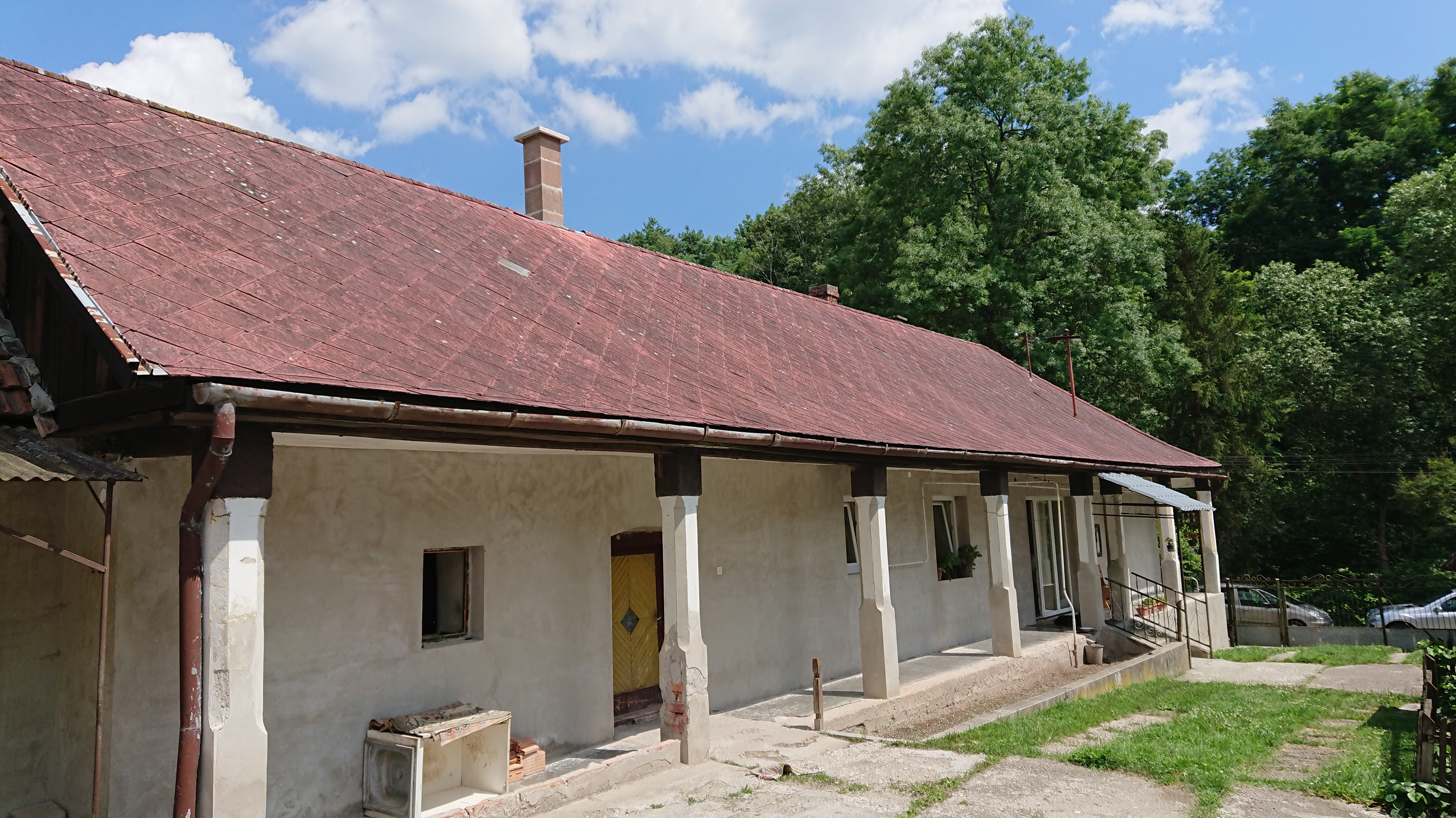 Maďarsko - rodinný dom v obci Telkibánya