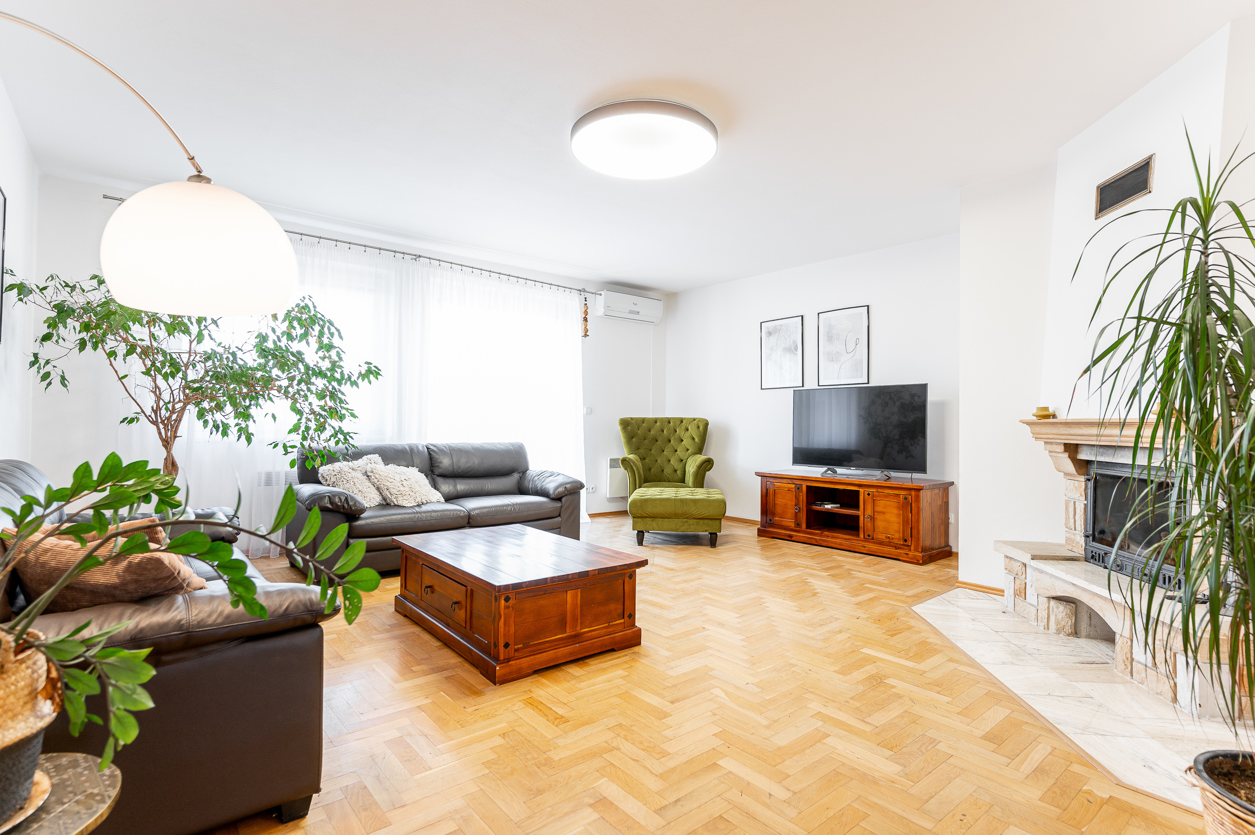 4 izbový byt v novostavbe s terasou a garážou, Košice - Juh