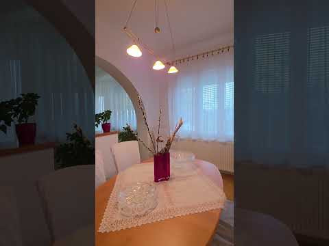 Dvojgeneračný rodinný dom, Poproč