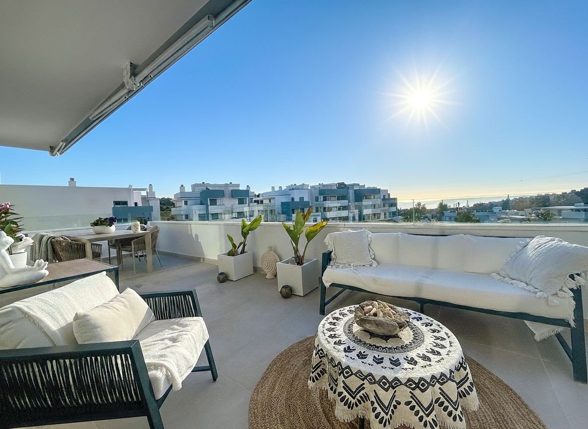 Dvojpodlažný penthouse s panoramatickým výhľadom na more – Estepona, Costa del Sol, Španielsko