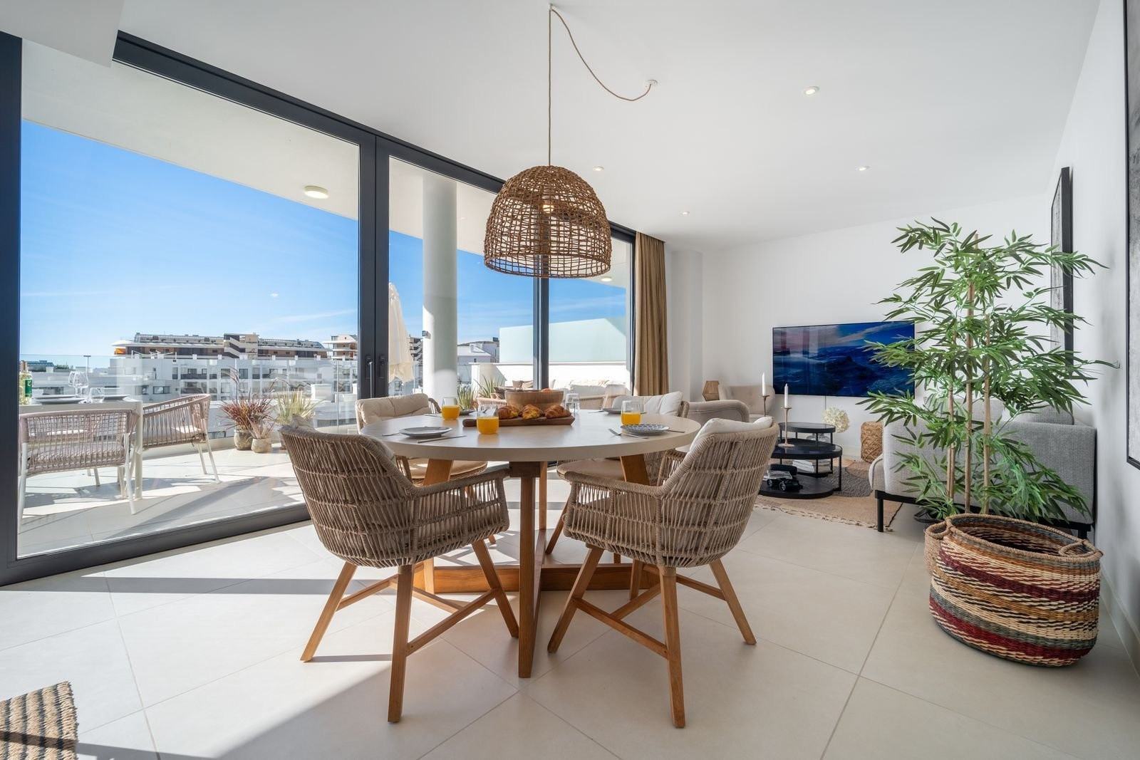 2 izbový apartmán s panoramatickou terasou, Fuengirola, Costa del Sol, Španielsko