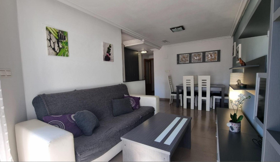 Apartmán s garážou v centre Torrevieja, Španielsko