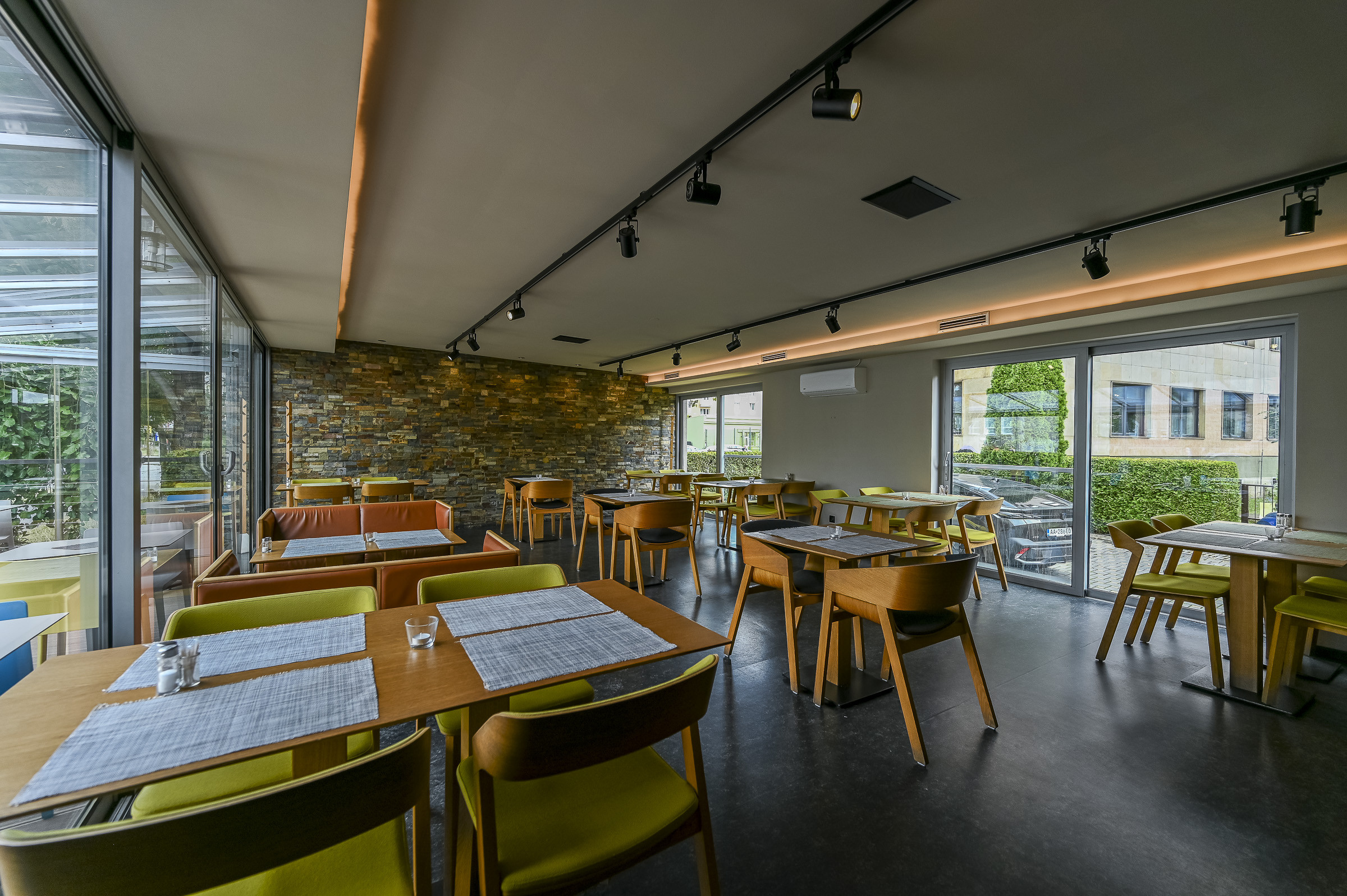 Reštaurácia Pizza Domček s multifunkčným využitím v širšom centre Košíc