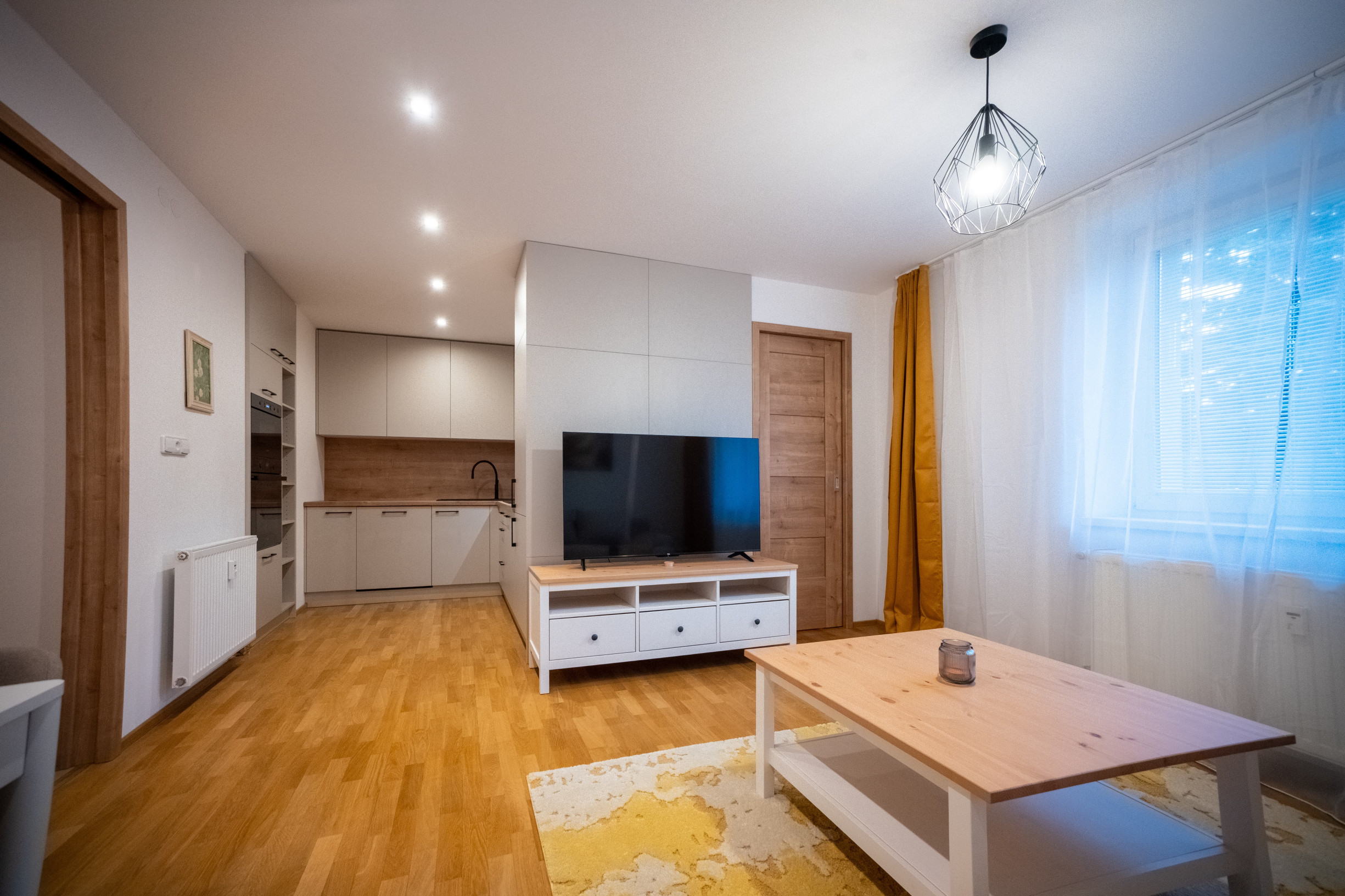 2 izbový byt, Košice - Juh, Pasteurovo námestie