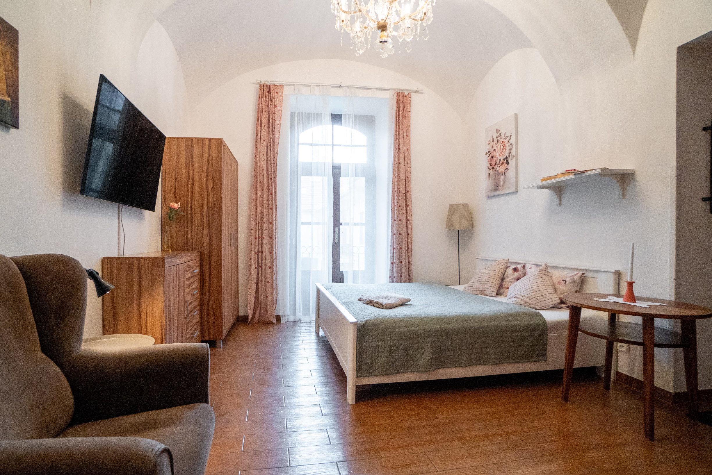 1 izbový byt v historickom centre, Košice - Alžbetina ul.