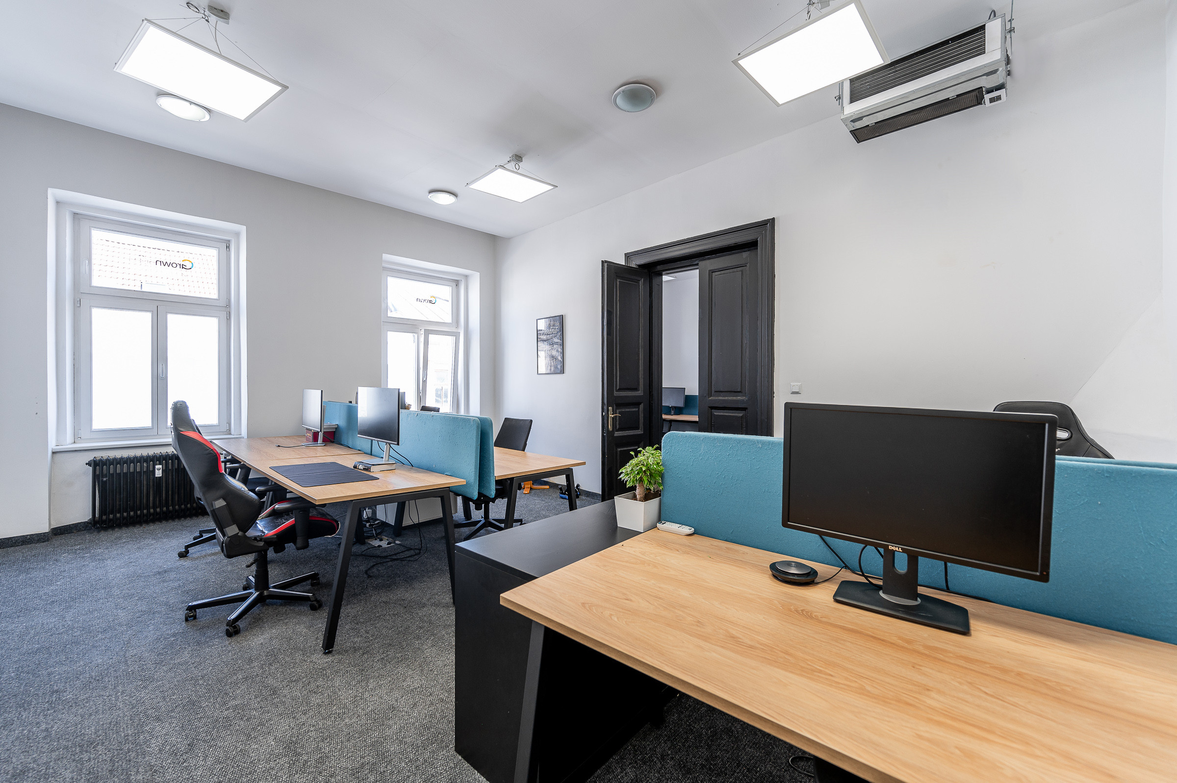 Kancelárske priestory v historickej budove - Tajovského ul.