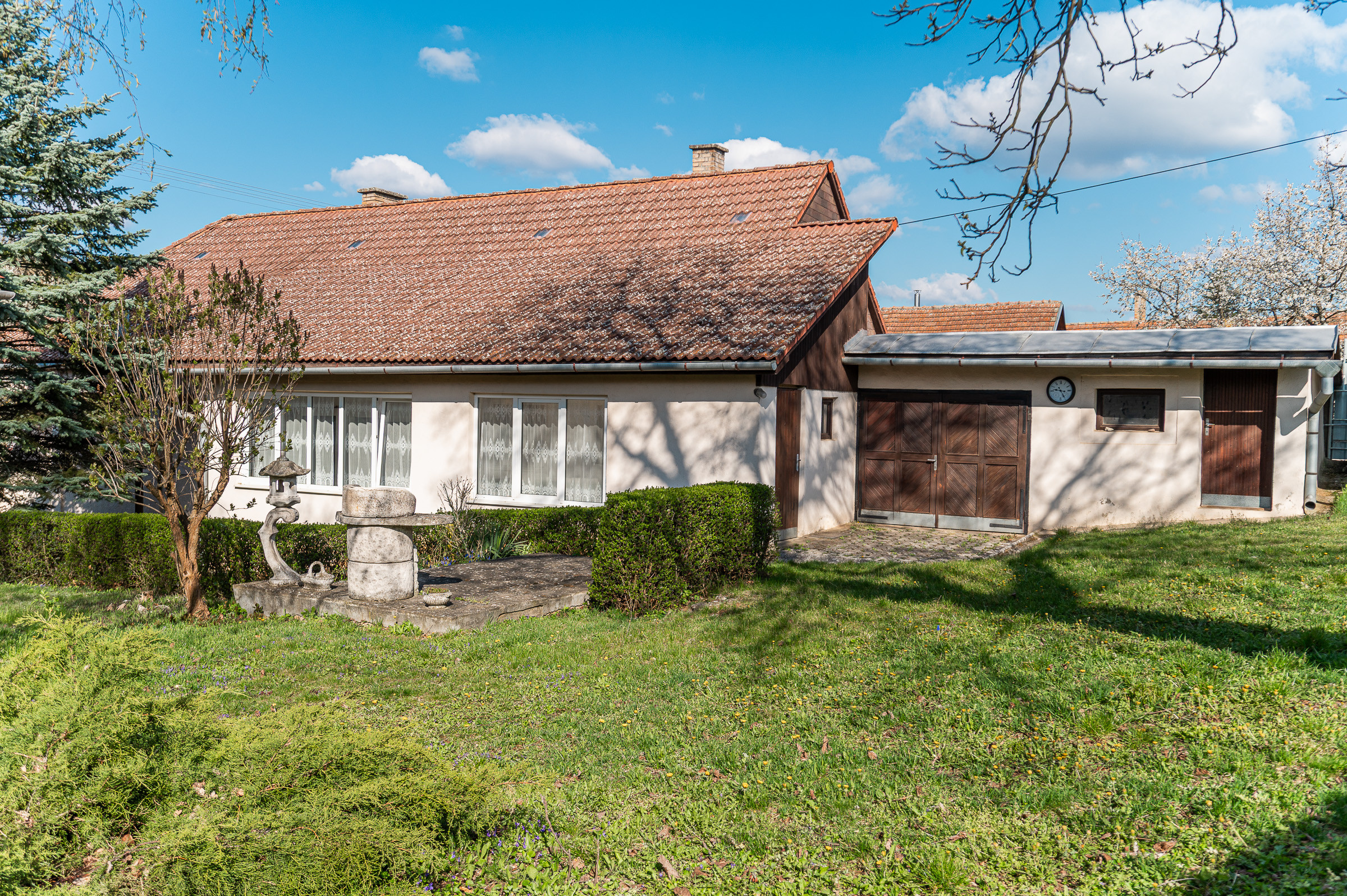 Rodinný dom, Debraď