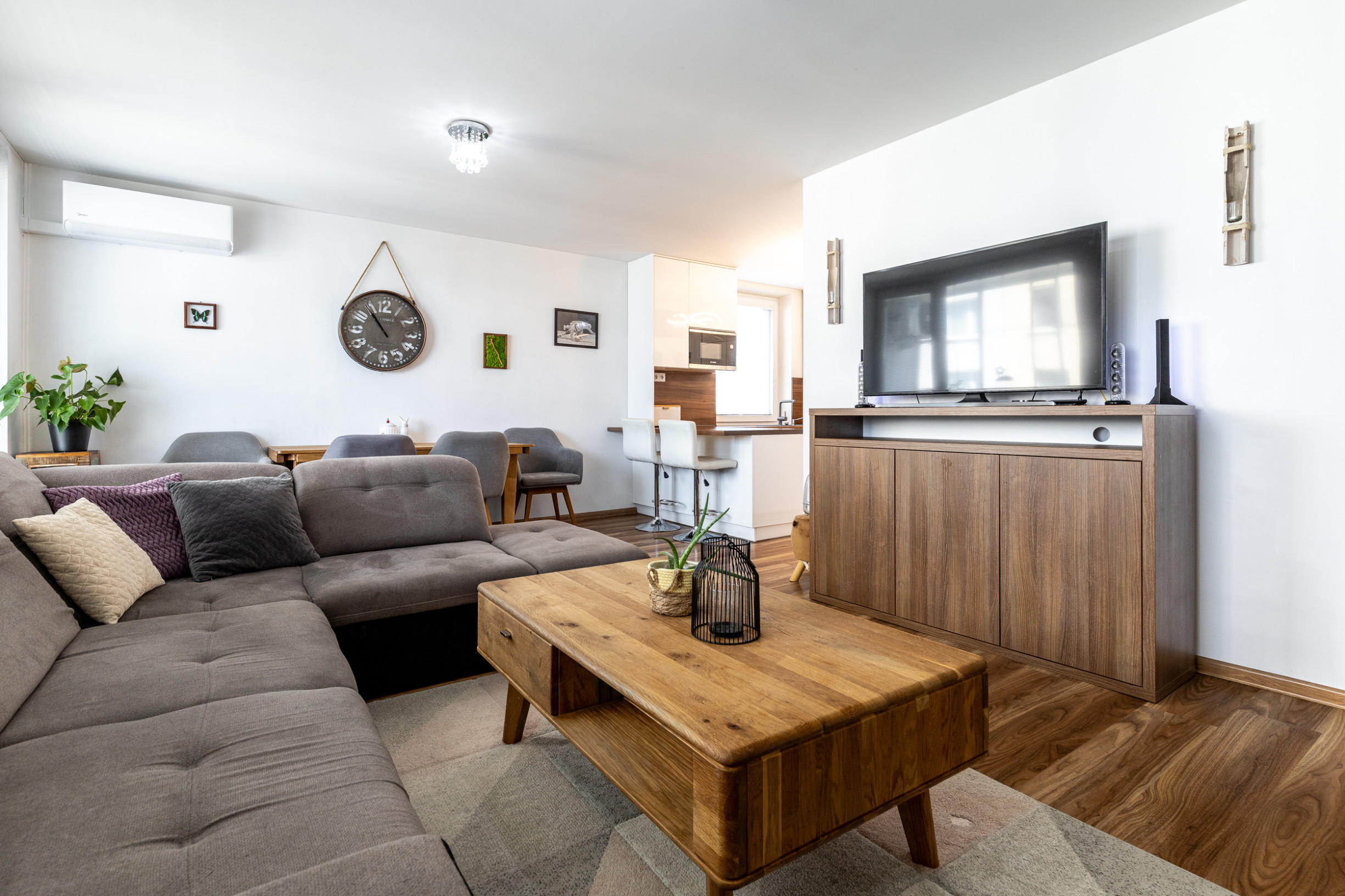 Priestranný 3 izbový byt s loggiou, Kuzmányho - Košice