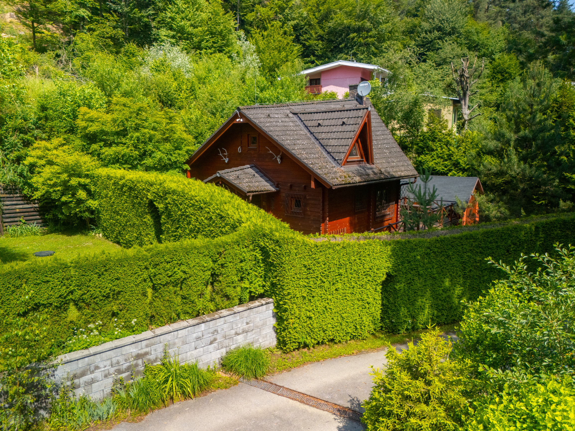 Zariadený zrub pri Domaši - Valkov (Tišava)