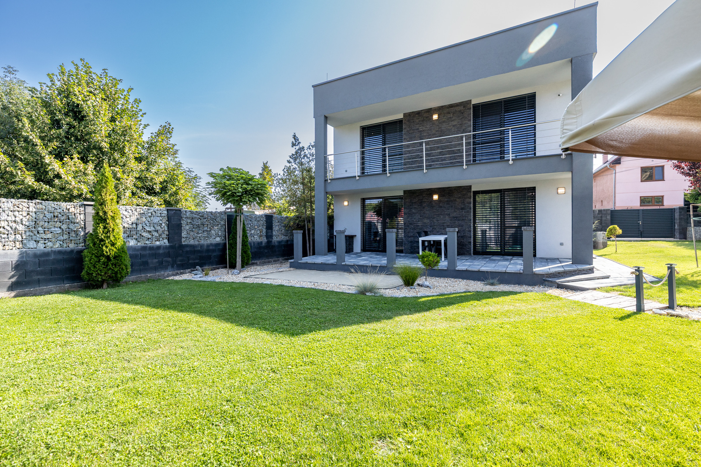 Novostavba rodinného domu, Kavečany