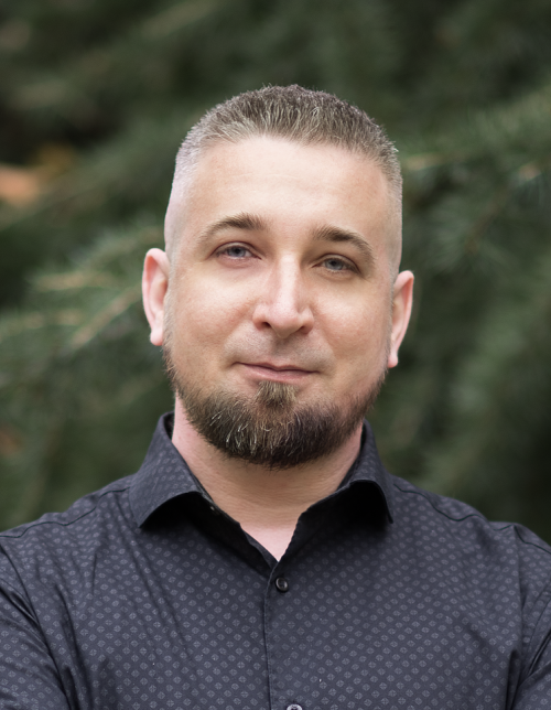  LADISLAV PUSZTAI 