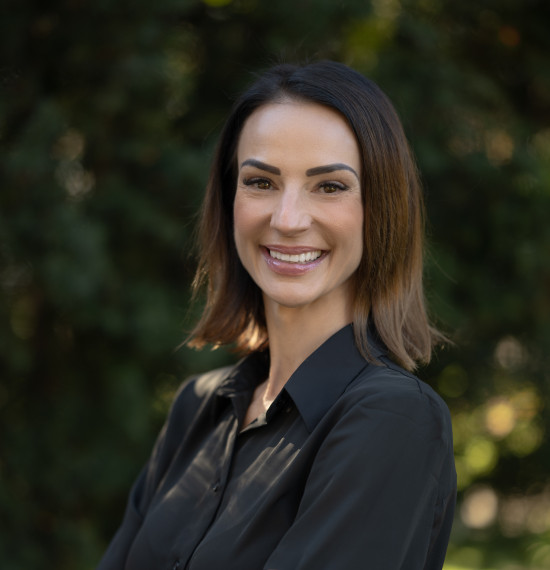 JUDr. ALEXANDRA ŠUVEROVÁ