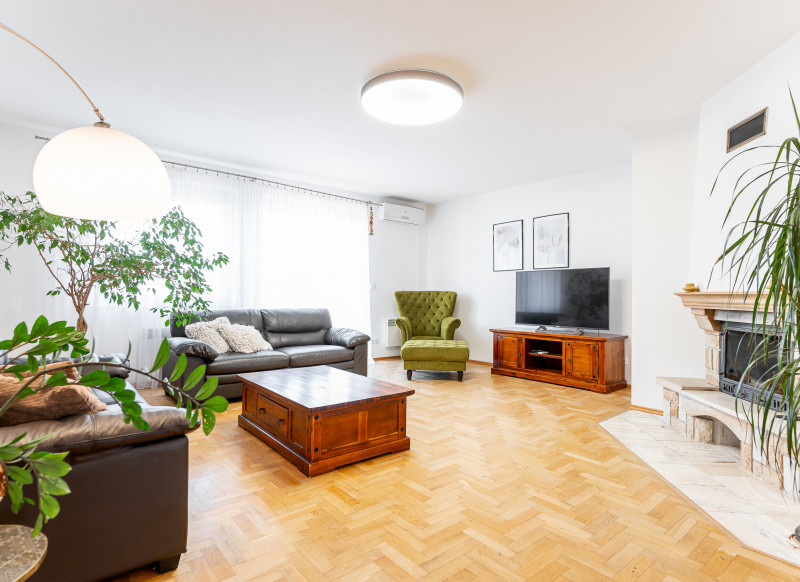 4 izbový byt v novostavbe s terasou a garážou, Košice - Juh