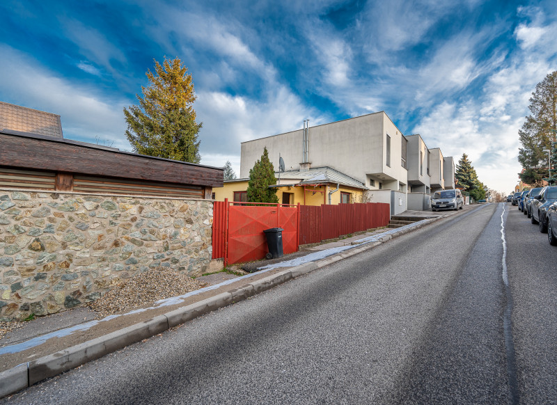 Lukratívny pozemok blízko centra mesta - 259 m2, Košice - JUH