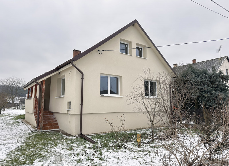 4 izbový rodinný dom v obci Garadna