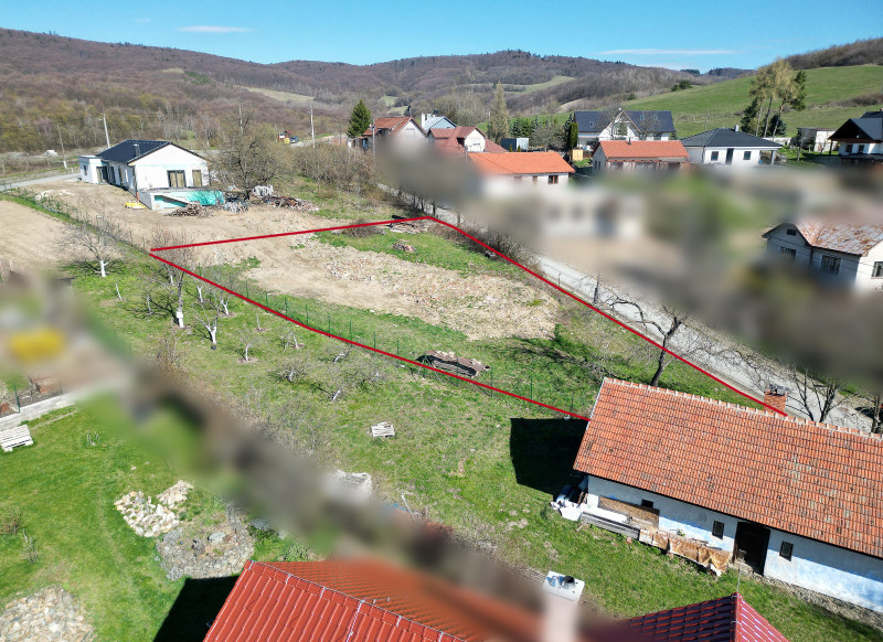Stavebný pozemok - 865 m2, obec Vyšný Klátov