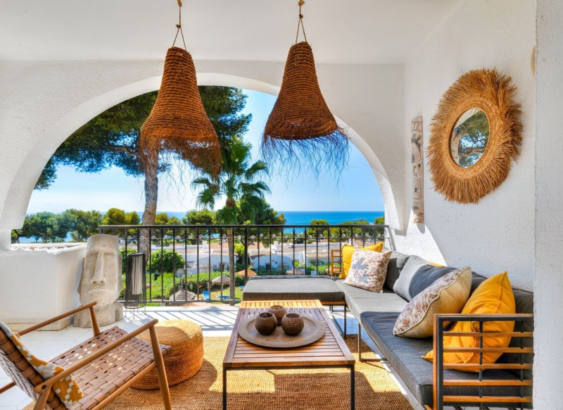 2 izbový apartmán s výhľadom na more Miraflores, Španielsko