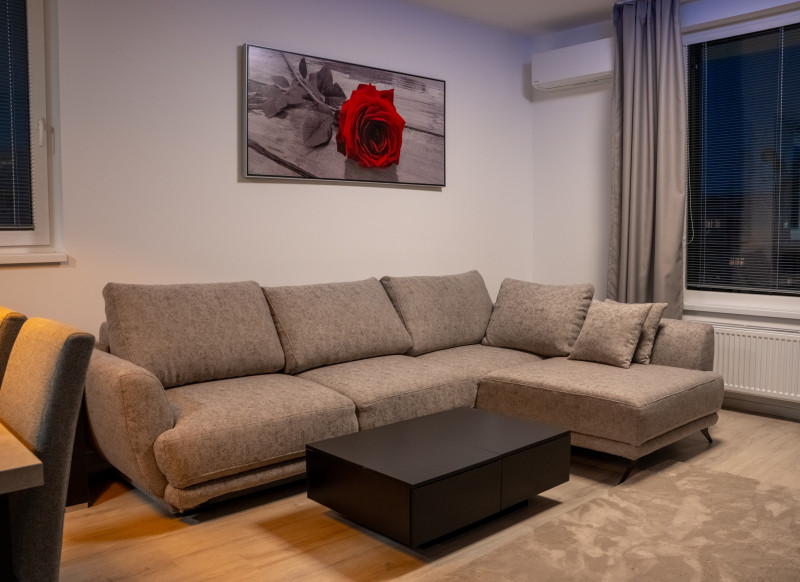 Prenájom 3 izbového bytu s loggiou, novostavba Popradská