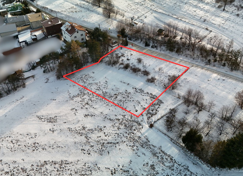 Pozemok v Kavečanoch