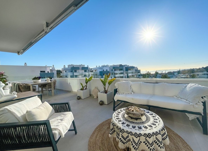 Dvojpodlažný penthouse s panoramatickým výhľadom na more – Estepona, Costa del Sol, Španielsko
