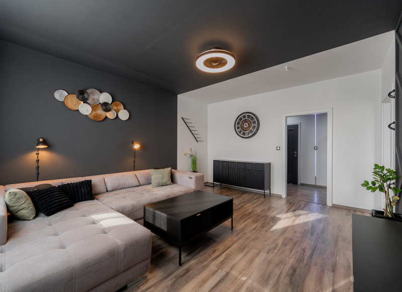 3 izbový byt s loggiou, sídlisko Ťahanovce