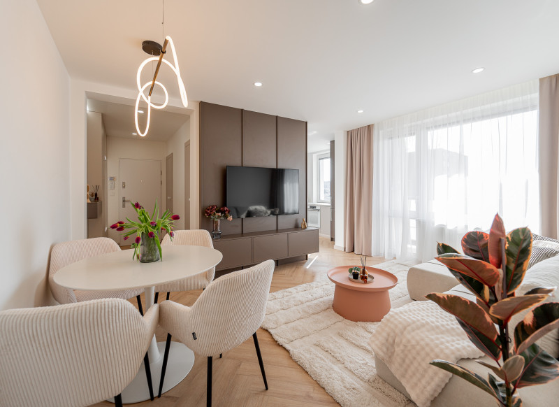 Exkluzívny 3 izbový byt po kompletnej rekonštrukcii - blízko centra