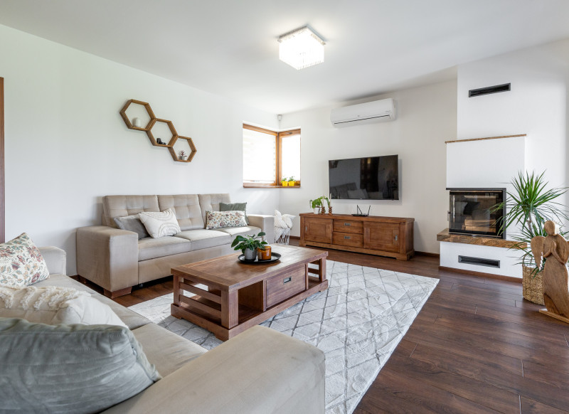 4 izbový rodinný dom s veľkým pozemkom blízko centra