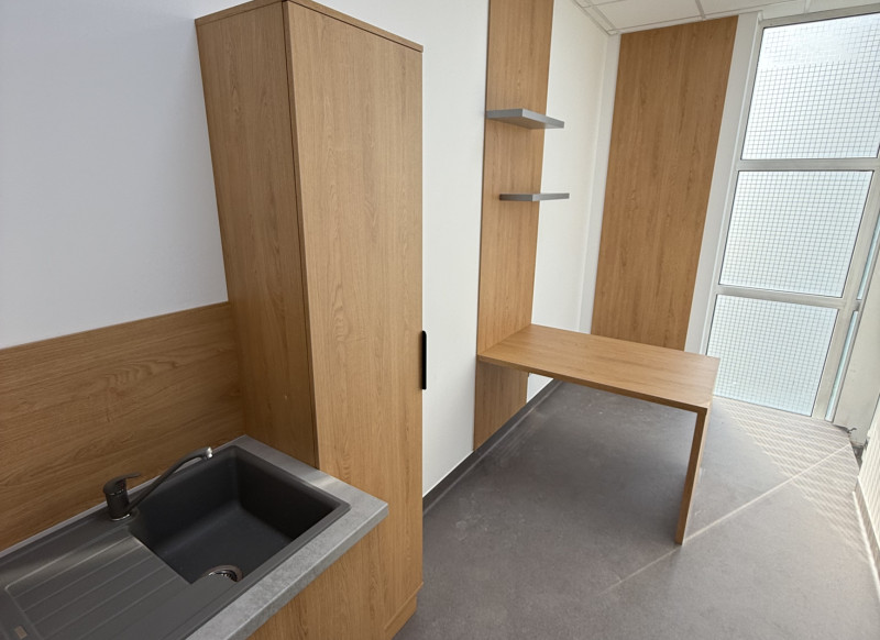 Kancelária na prenájom, Trebišov